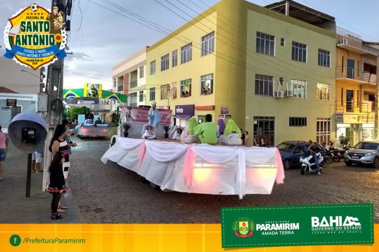 Entrada-de-Festa-02
